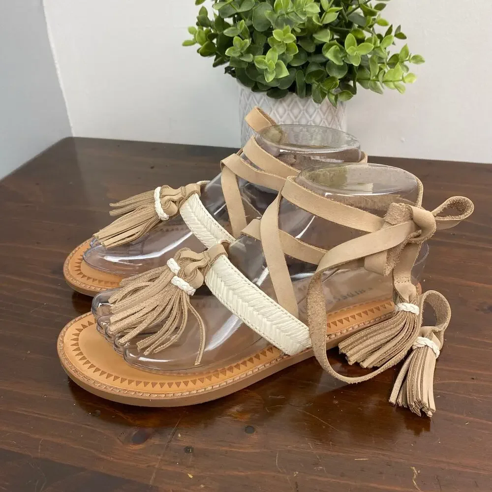 Chinese Laundry Boho Cream Leather Giordana Lace Up Flat Sandal Size 6.5 Tassels